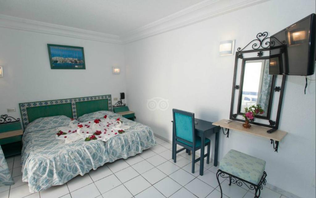 Les Pyramides Hotel Nabeul Bilik gambar